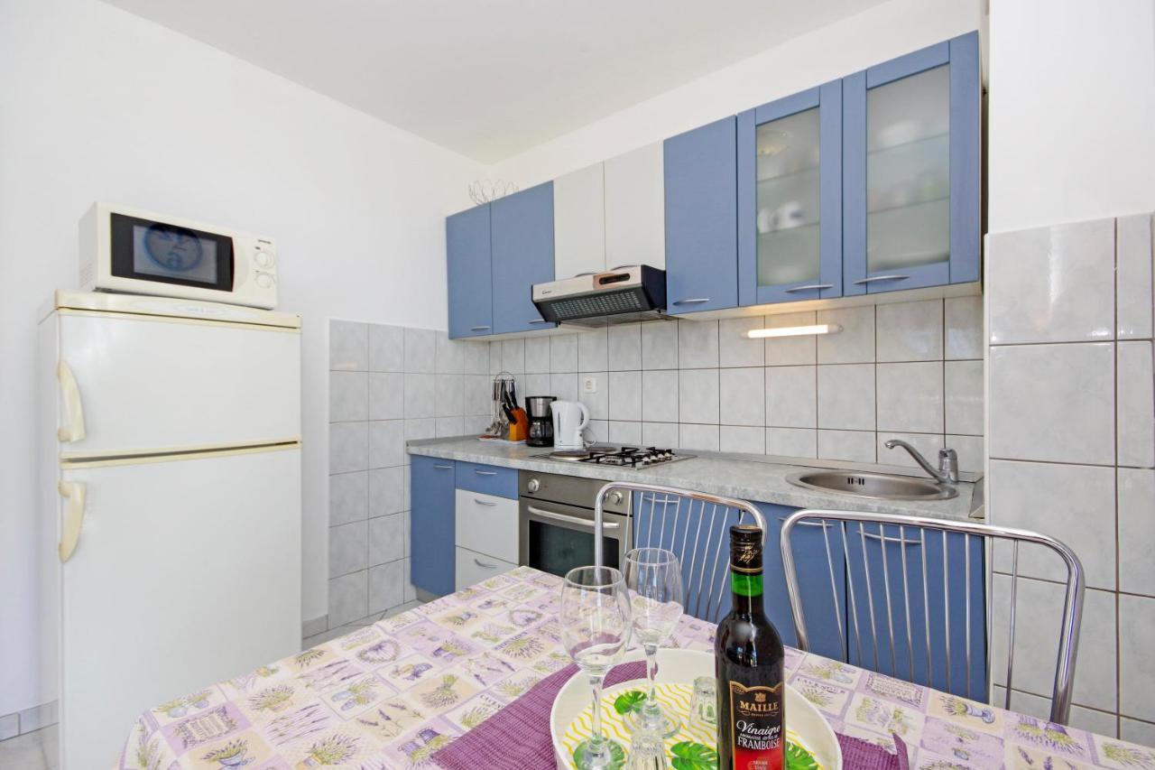 Apartments Kus Split Exteriör bild